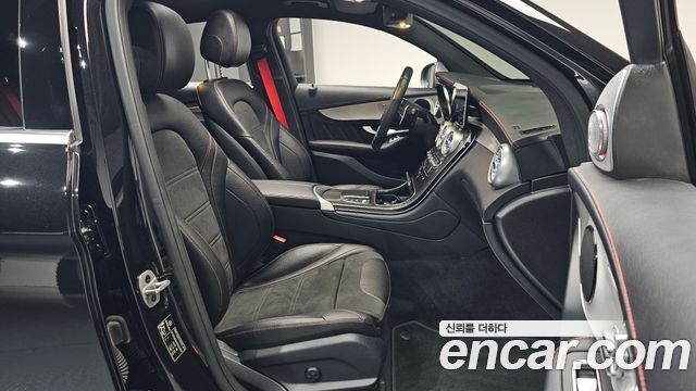 Mercedes-Benz GLC-Class 2022 — photo 16