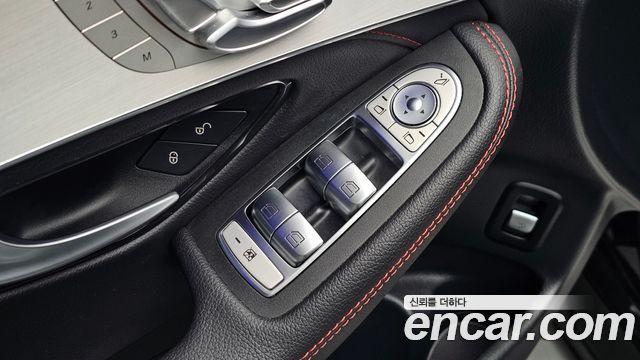 Mercedes-Benz GLC-Class 2022 — photo 29