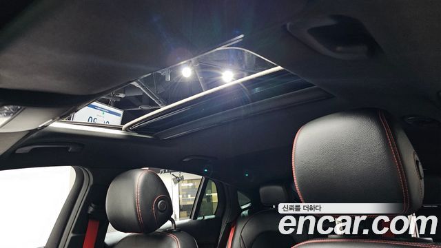 Mercedes-Benz GLC-Class 2022 — photo 32