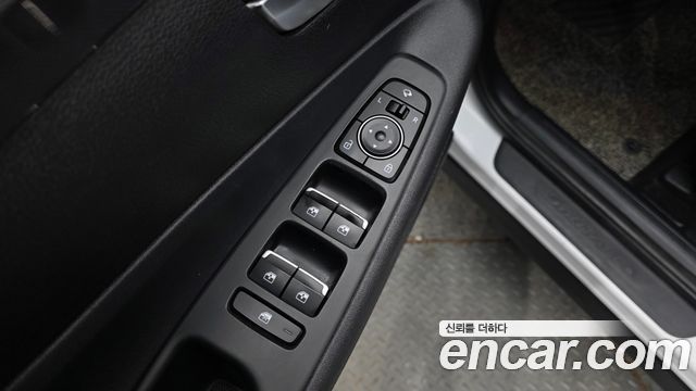Hyundai Santafe 2021 — photo 12
