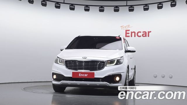 Kia Canival 2018 — photo 3