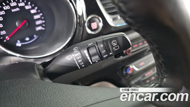 Kia Canival 2018 — photo 27