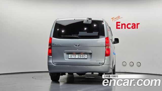 Hyundai Starex 2012 — photo 4
