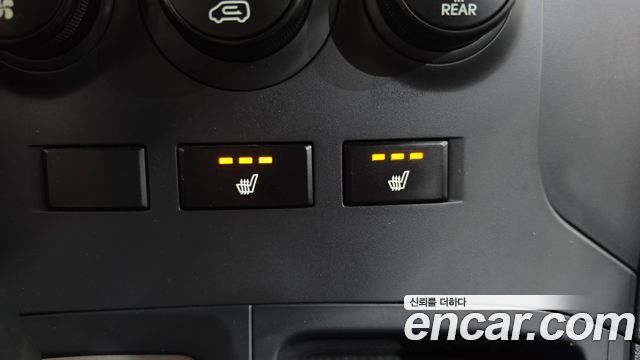 Hyundai Starex 2012 — photo 15