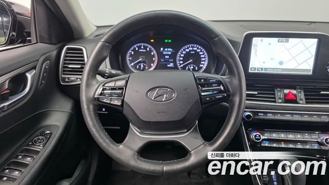 Hyundai Grandeur 2018 — photo 19