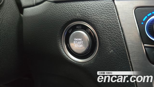 Hyundai Genesis 2014 — photo 26