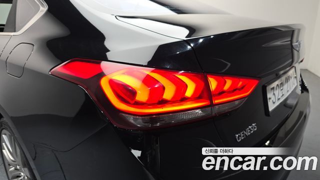 Hyundai Genesis 2014 — photo 9