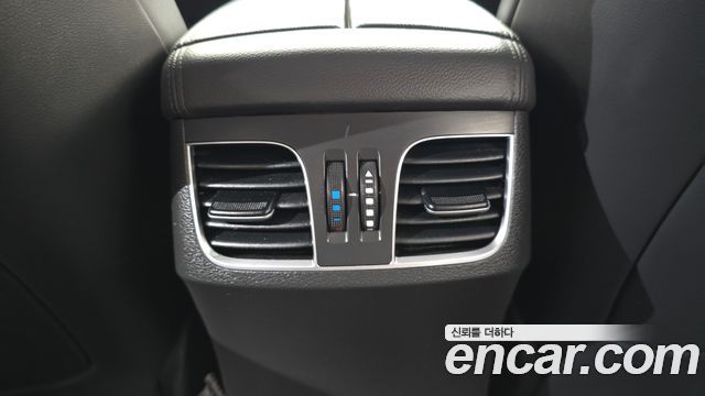 Hyundai Genesis 2014 — photo 31