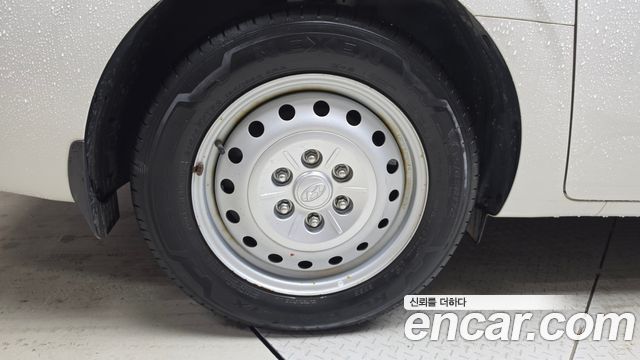 Hyundai Staria 2022 — photo 5