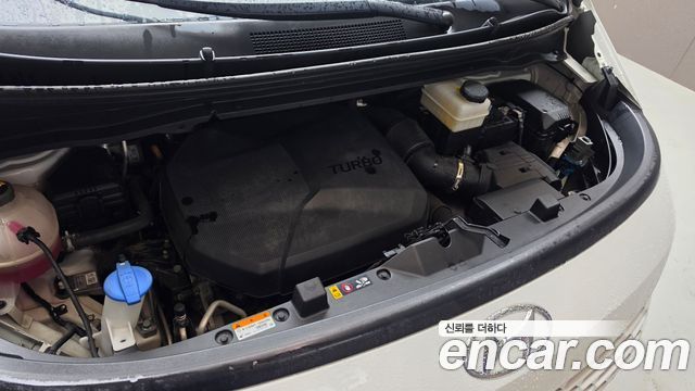 Hyundai Staria 2022 — photo 6