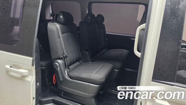 Hyundai Staria 2022 — photo 17