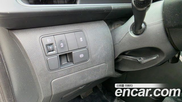 Hyundai Staria 2022 — photo 28