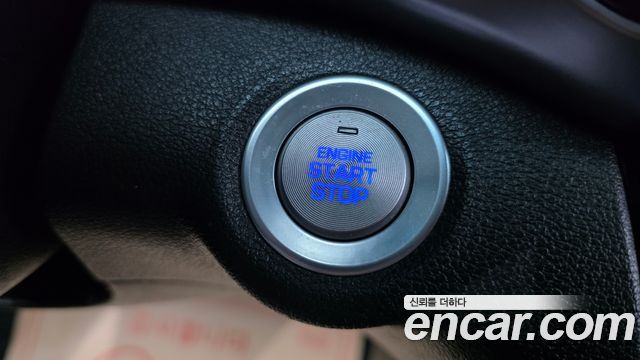 Hyundai AVANTE 2019 — photo 26