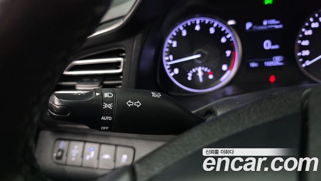 Hyundai AVANTE 2019 — photo 29