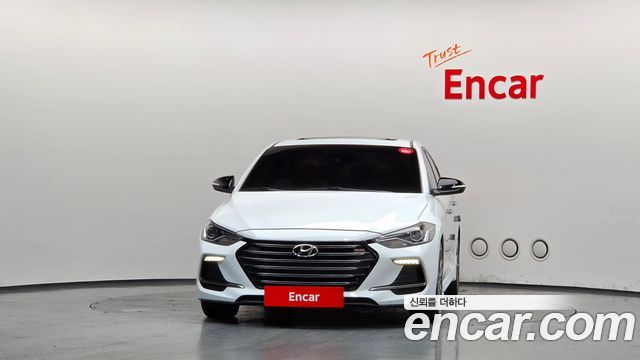 Hyundai AVANTE 2017 — photo 3