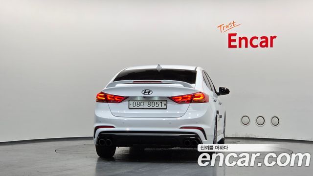 Hyundai AVANTE 2017 — photo 4