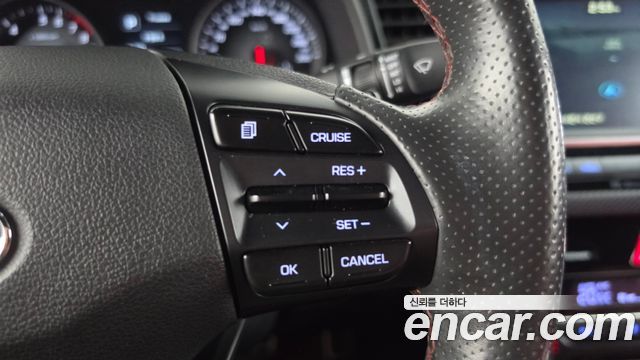 Hyundai AVANTE 2017 — photo 22