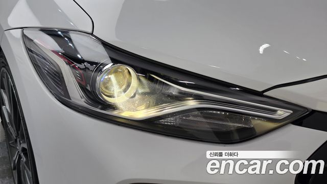 Hyundai AVANTE 2017 — photo 8