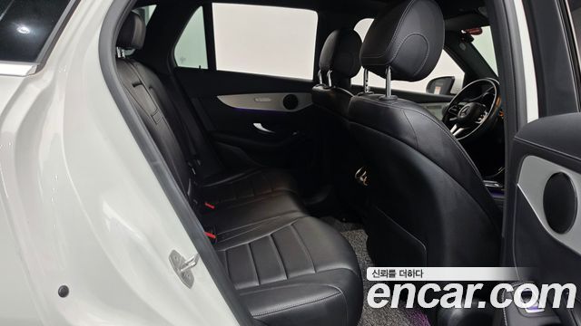 Mercedes-Benz GLC-Class 2021 — photo 17
