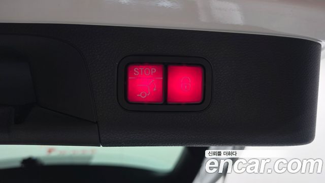 Mercedes-Benz GLC-Class 2021 — photo 23