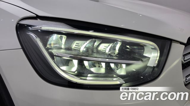 Mercedes-Benz GLC-Class 2021 — photo 8