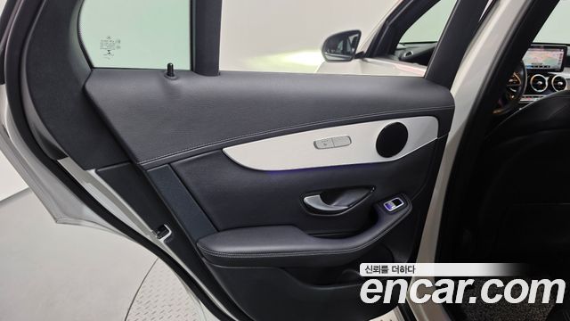 Mercedes-Benz GLC-Class 2021 — photo 15