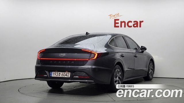 Hyundai Sonata 2023 — photo 2