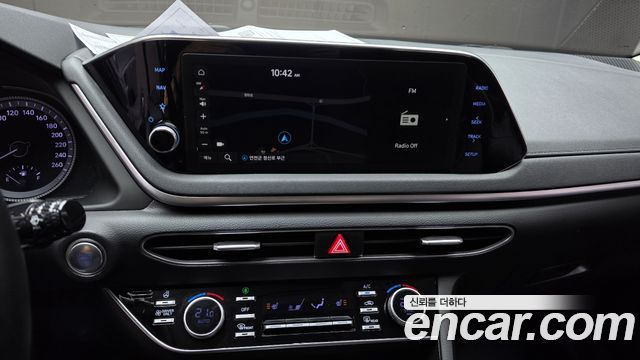 Hyundai Sonata 2023 — photo 18