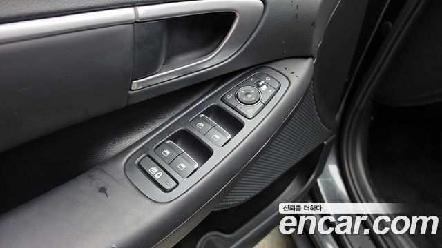 Hyundai Sonata 2023 — photo 26