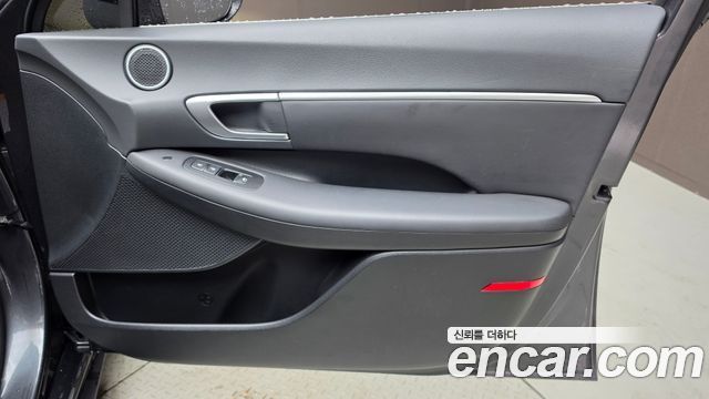 Hyundai Sonata 2023 — photo 15