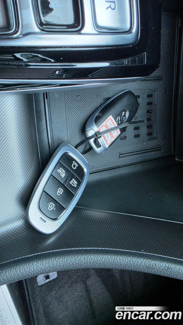 Hyundai Sonata 2023 — photo 27