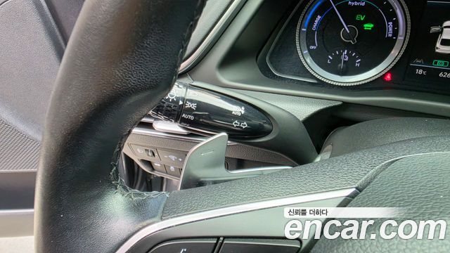 Hyundai Sonata 2023 — photo 31