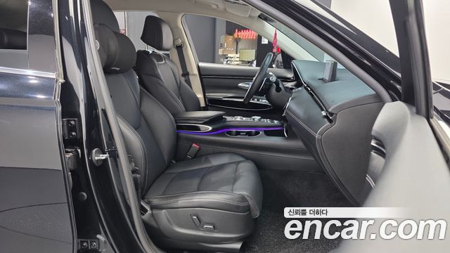 Genesis GV70 2021 — photo 17