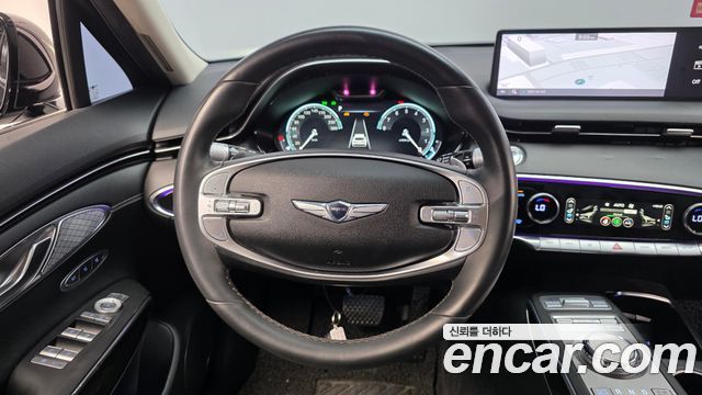Genesis GV70 2021 — photo 19
