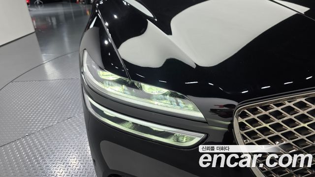 Genesis GV70 2021 — photo 8