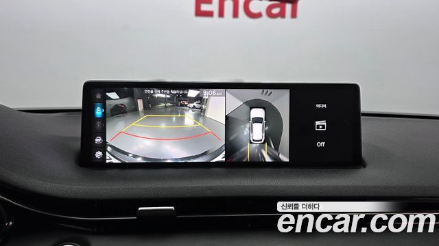 Genesis GV70 2021 — photo 28