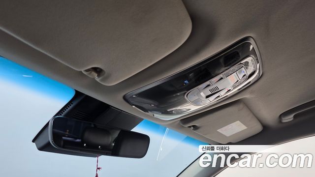 Genesis GV70 2021 — photo 34