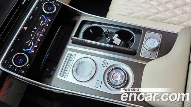 Genesis GV80 2022 — photo 12