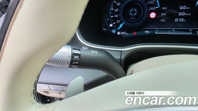 Genesis GV80 2022 — photo 29