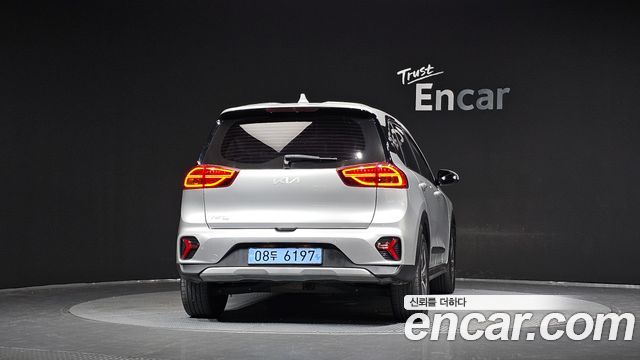Kia Niro 2023 — photo 4