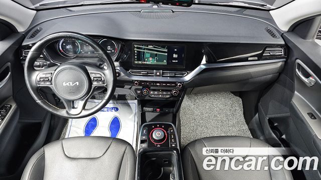 Kia Niro 2023 — photo 10