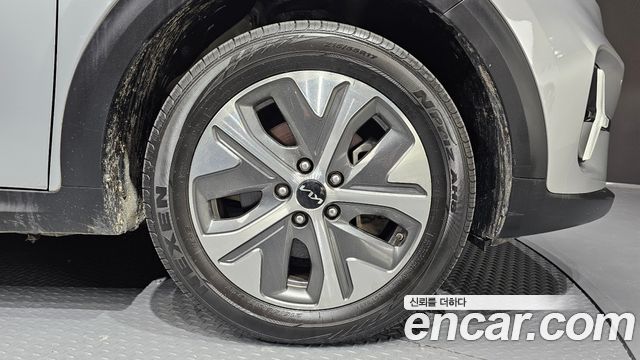 Kia Niro 2023 — photo 7