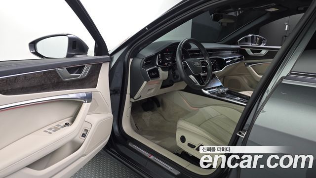 Audi A6 2021 — photo 12