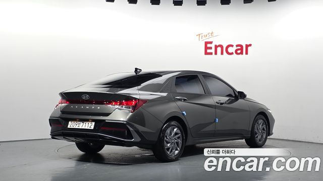 Hyundai AVANTE 2024 — photo 2