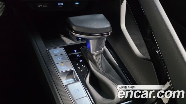 Hyundai AVANTE 2024 — photo 12