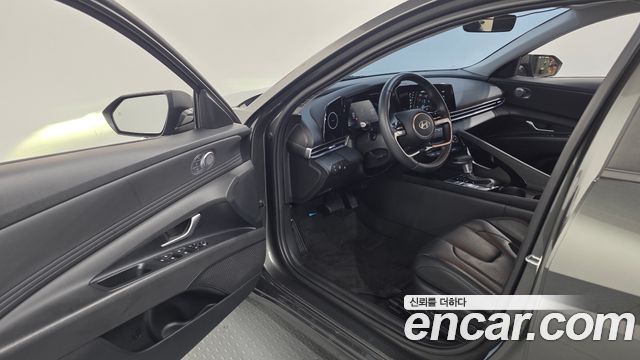 Hyundai AVANTE 2024 — photo 13