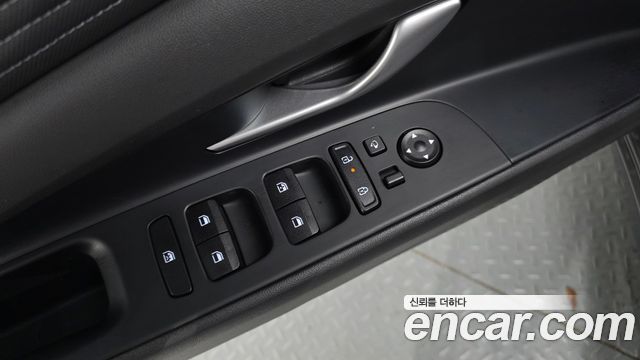Hyundai AVANTE 2024 — photo 28
