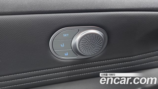 Hyundai AVANTE 2024 — photo 33