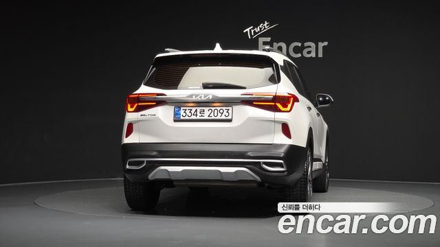 Kia Seltos 2023 — photo 4
