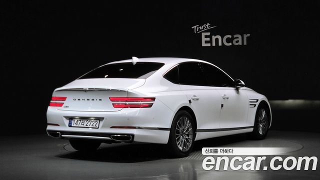 Genesis G80 2022 — photo 2